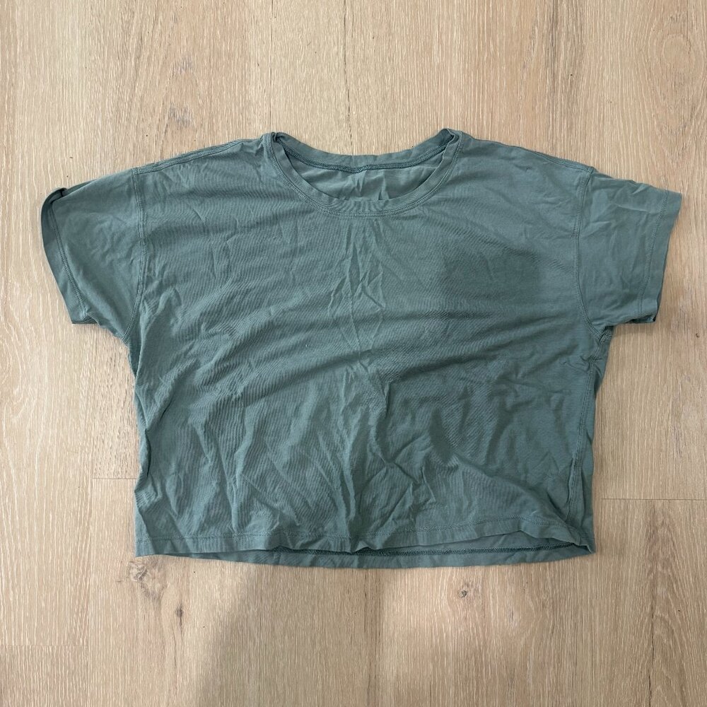 Lululemon Cates T-shirt